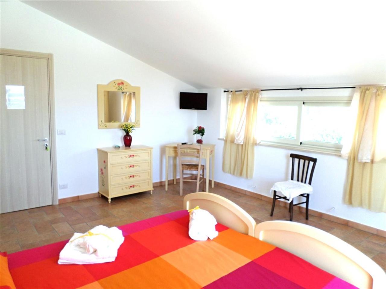 Bed and Breakfast Villa Algi view 5