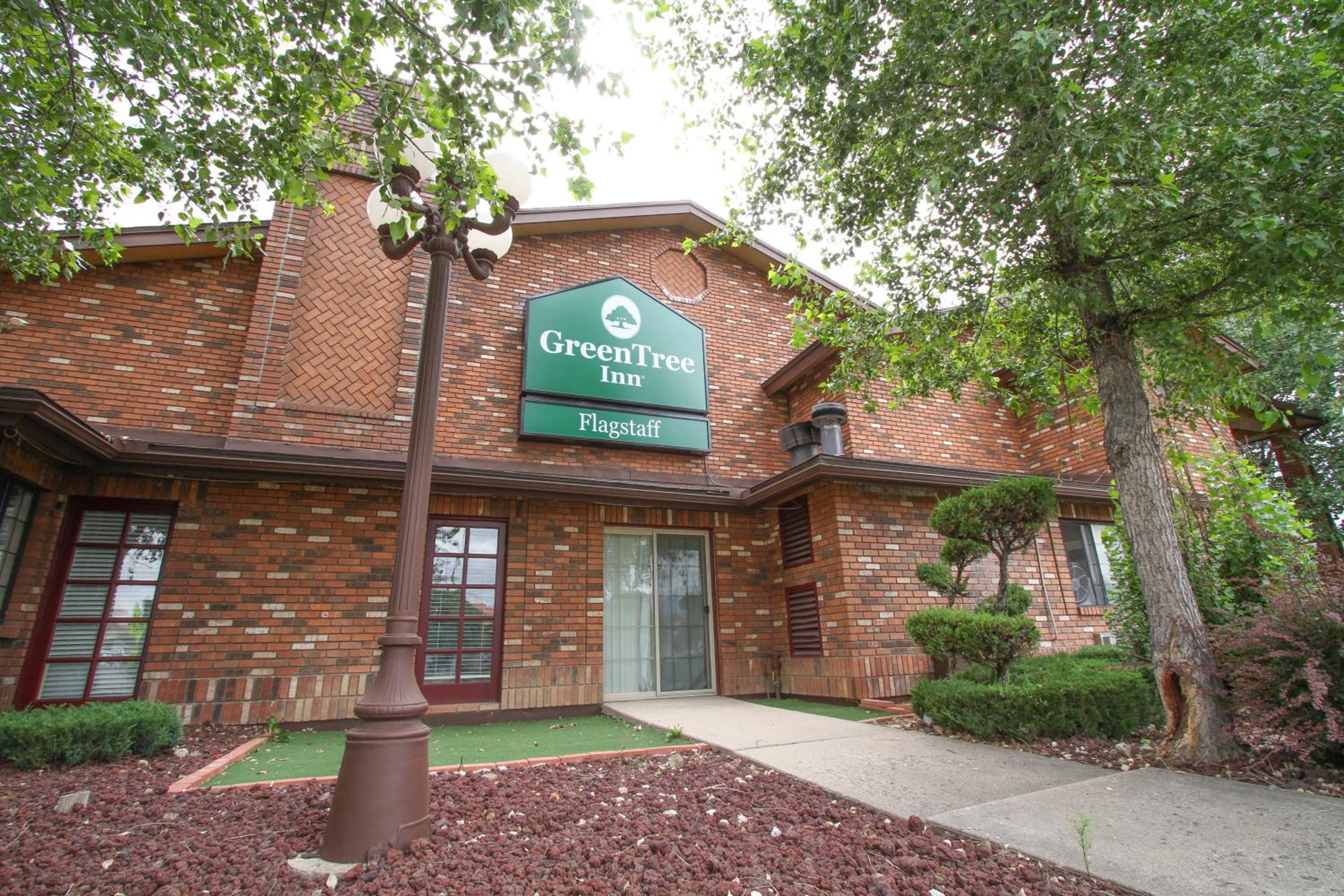 Hotel GreenTree Inn Flagstaff - Image 1