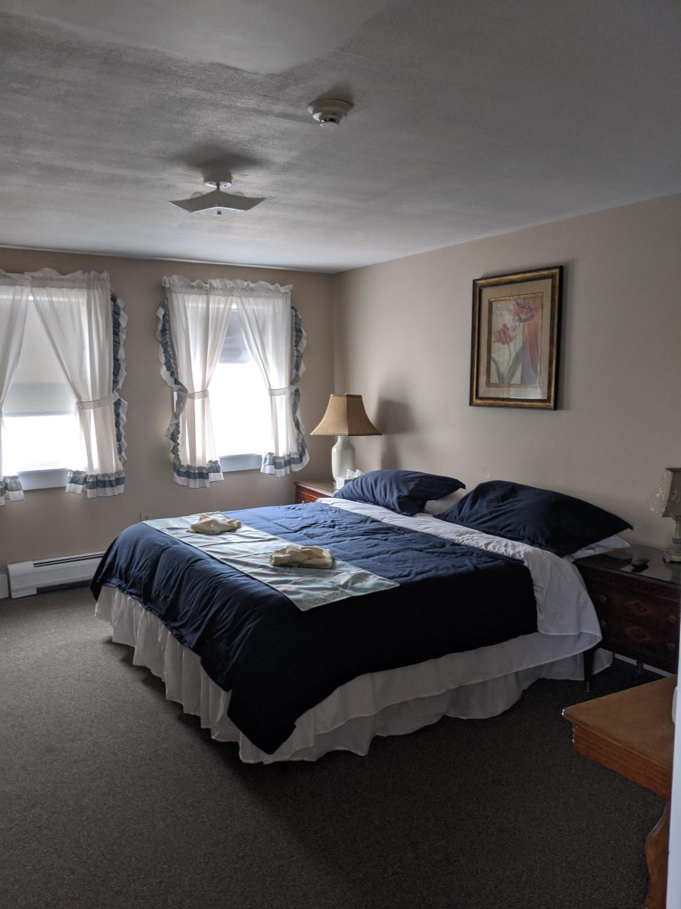 Lake Shore Farm Inn - Property Image 53