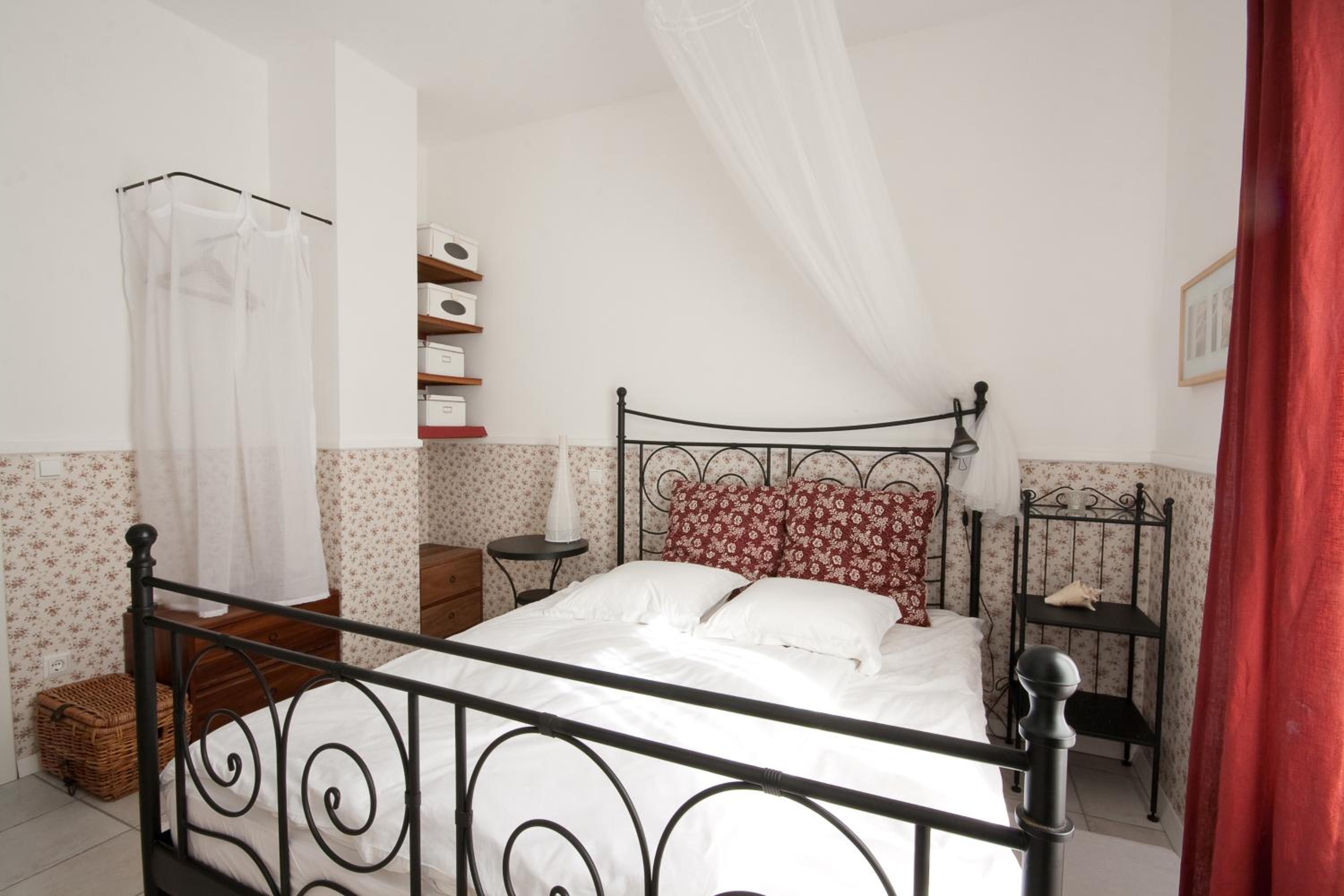 Pavi apartments Vila Amalia view 5
