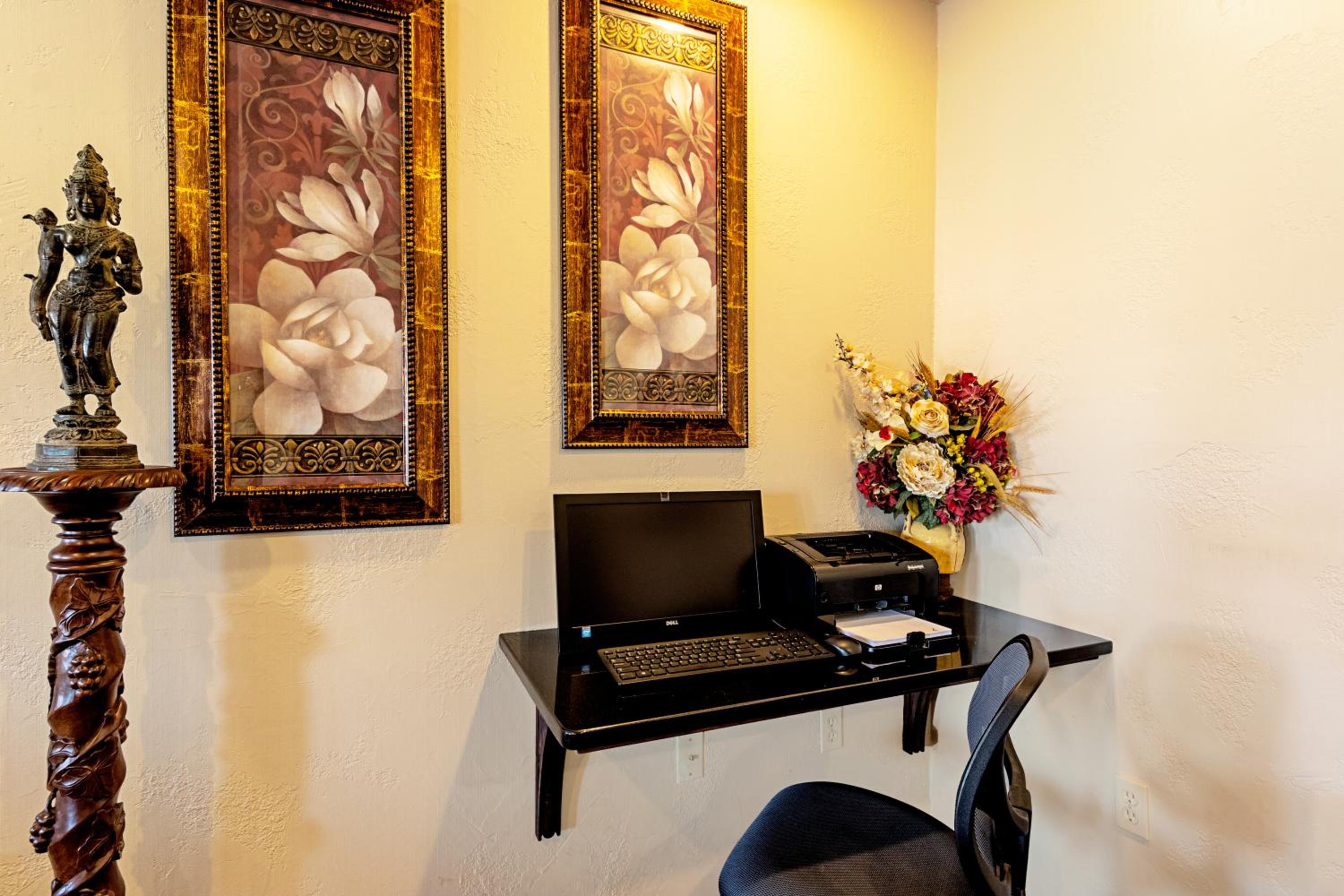 Quality Inn Three Rivers