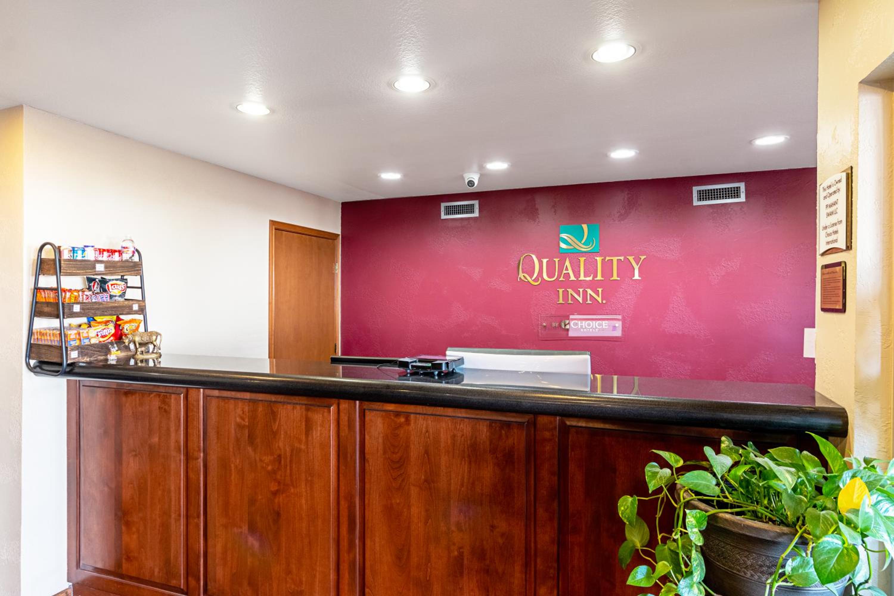 Quality Inn Three Rivers