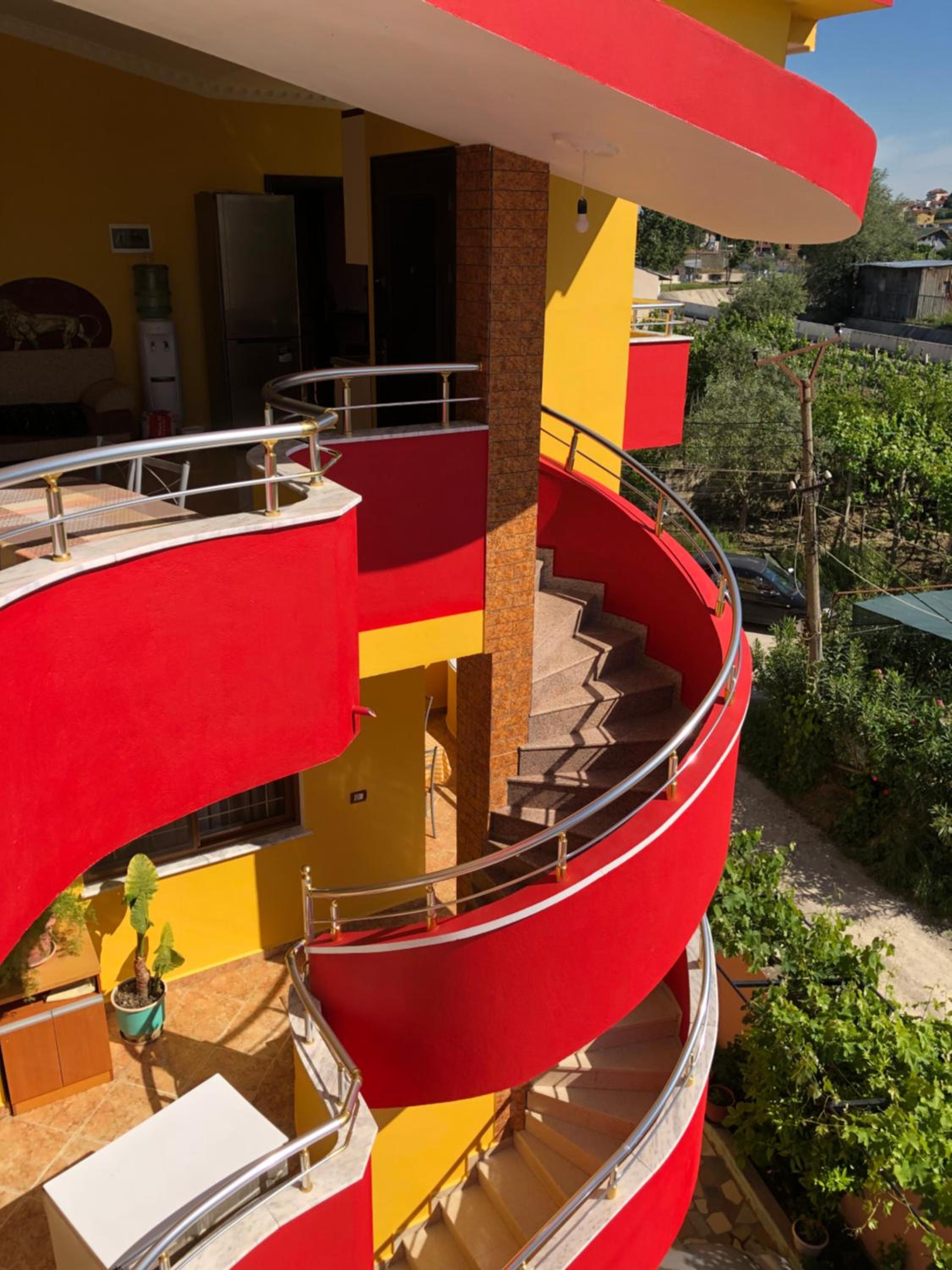 Guest House MURATI