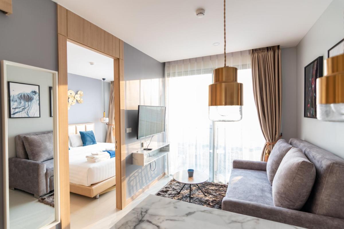 The Riviera Jomtien by Pattaya Holiday view 5