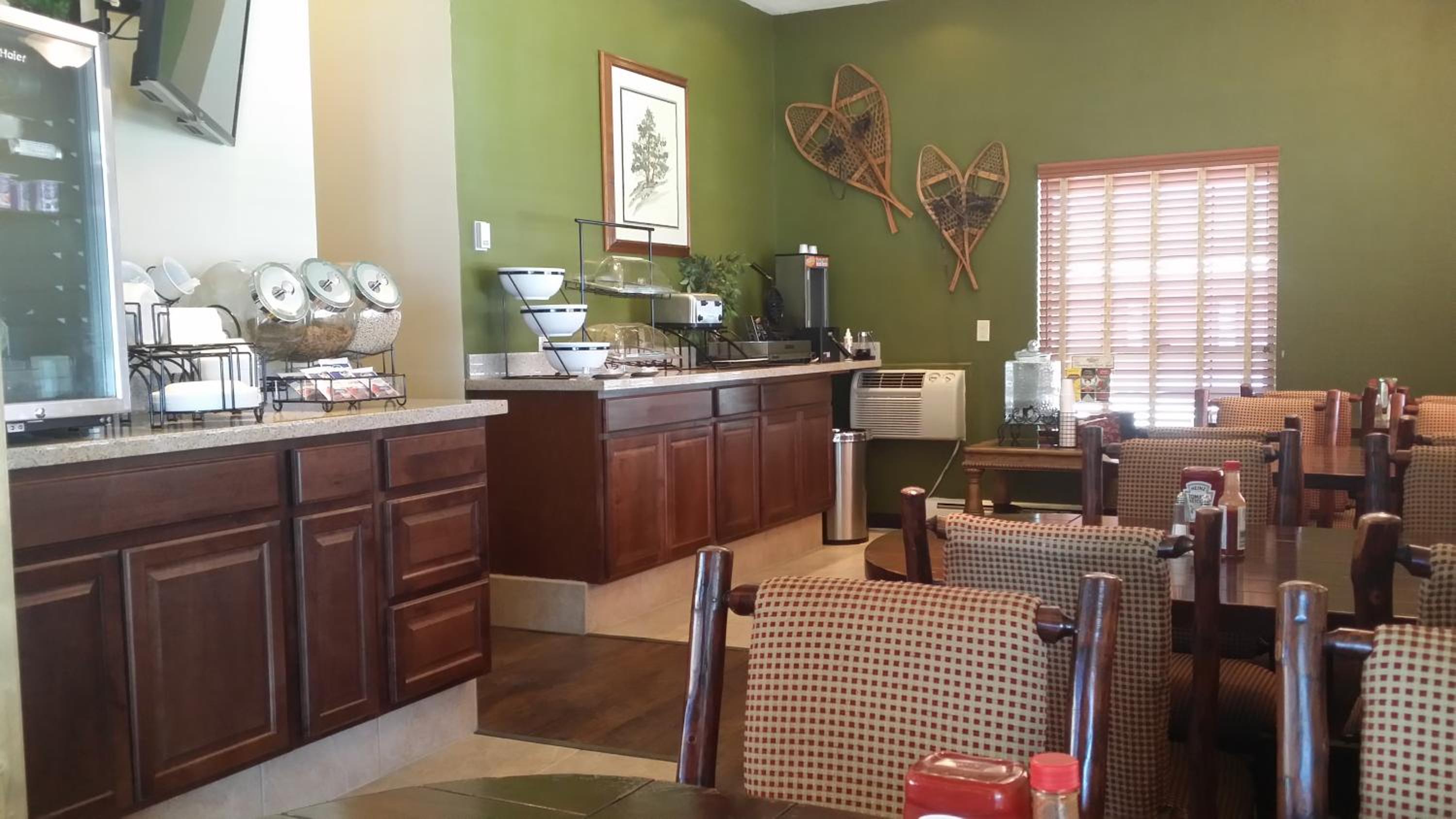 Gunnison Vacations - The Inn at Tomichi Village - Property Image 28