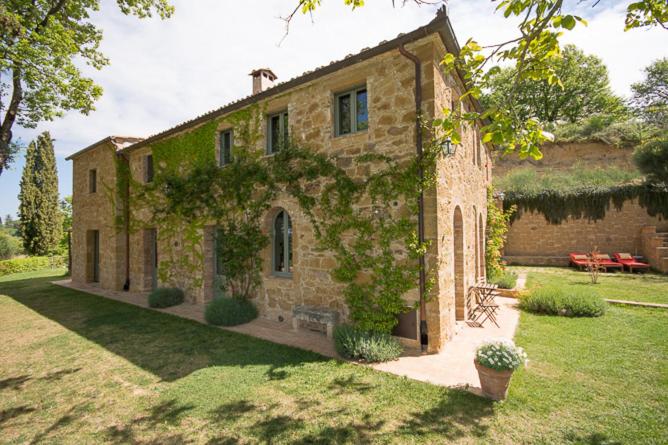 Casale Santa Barbara