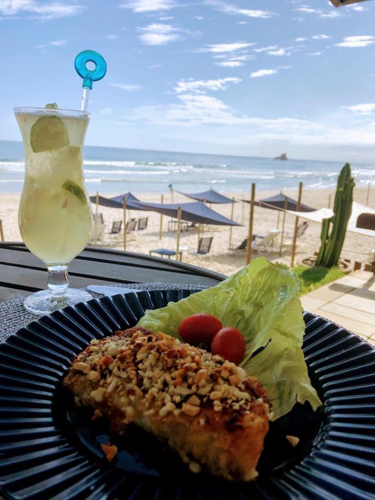 Chez Louise et Louis Pé na Areia