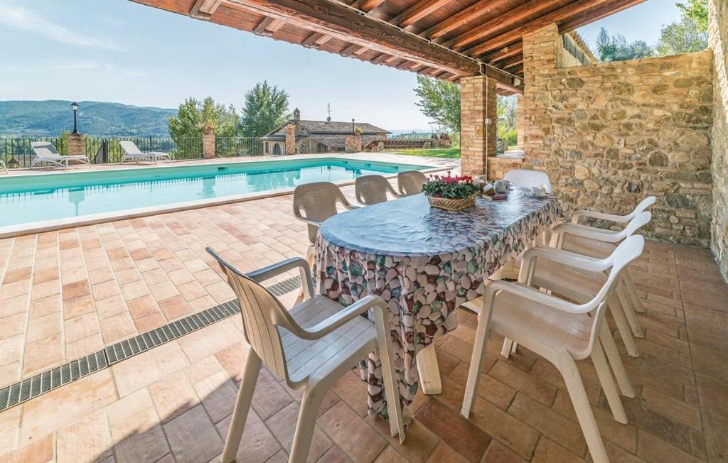Il Vigneto Wine Chalet view 5