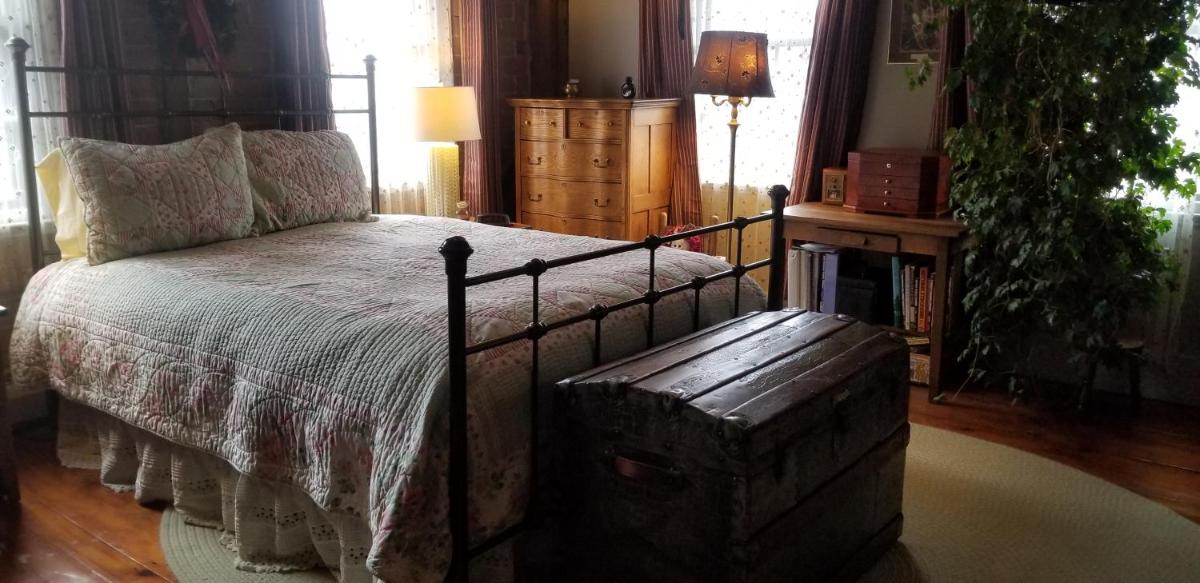 Widow Avery House, photo 16