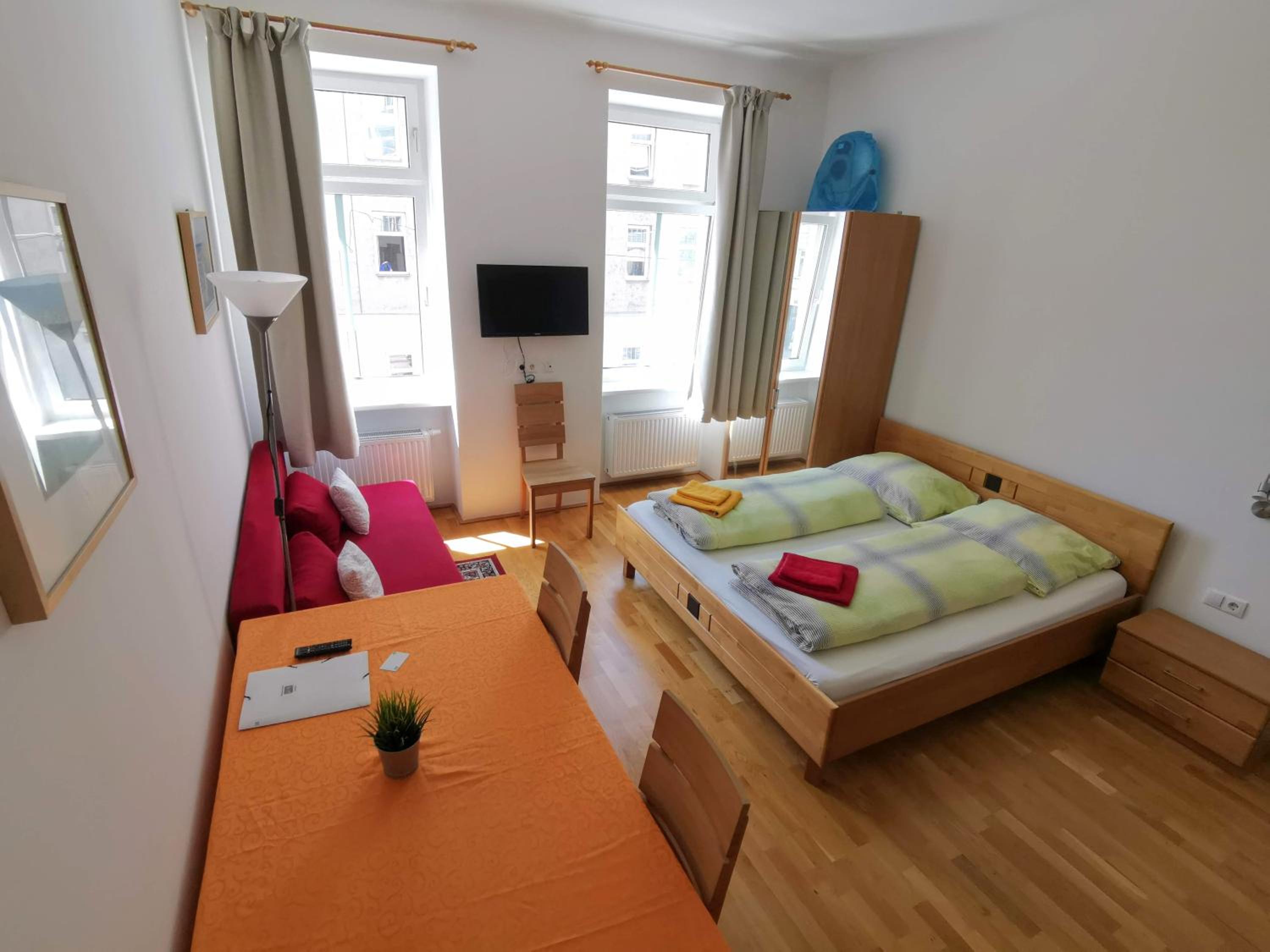 Apartments Hellwagstraße