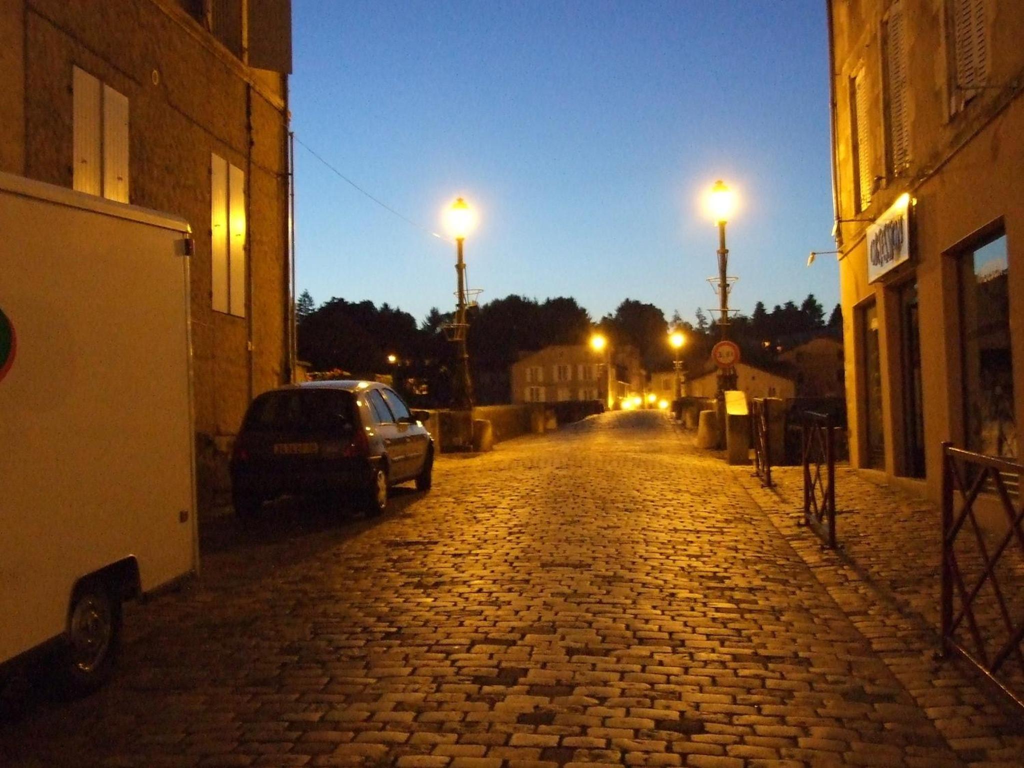 Photo 12
