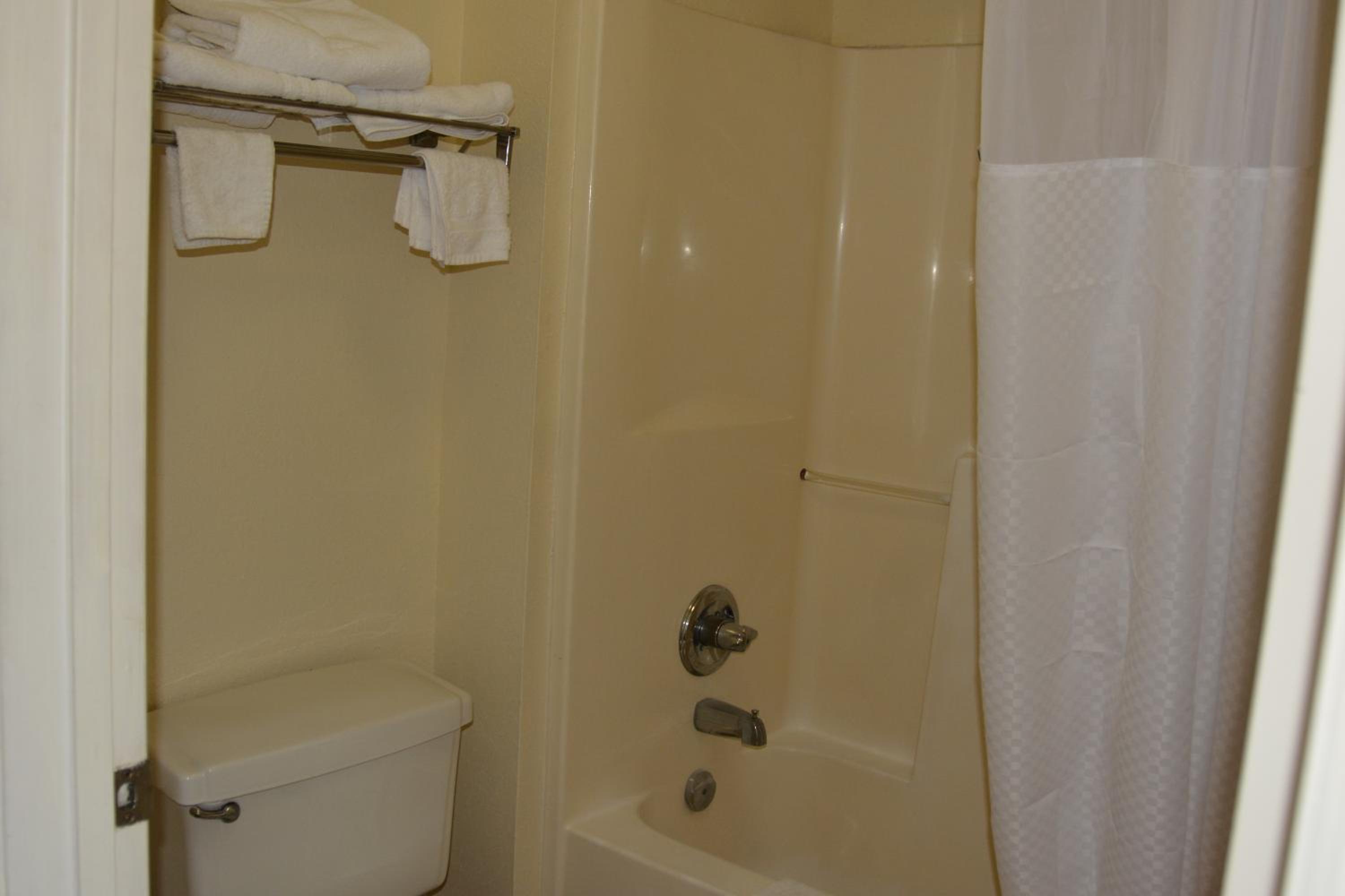 Travelodge by Wyndham Montgomery East, Foto 29