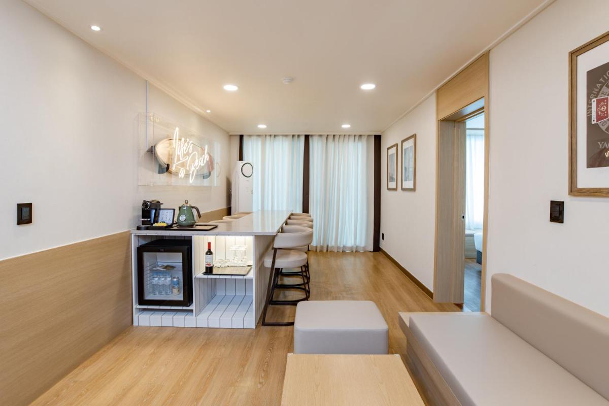 Kensington Resort Seorak Beach
