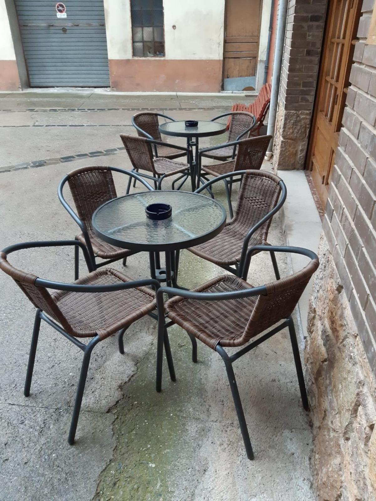 Hostal La Placeta