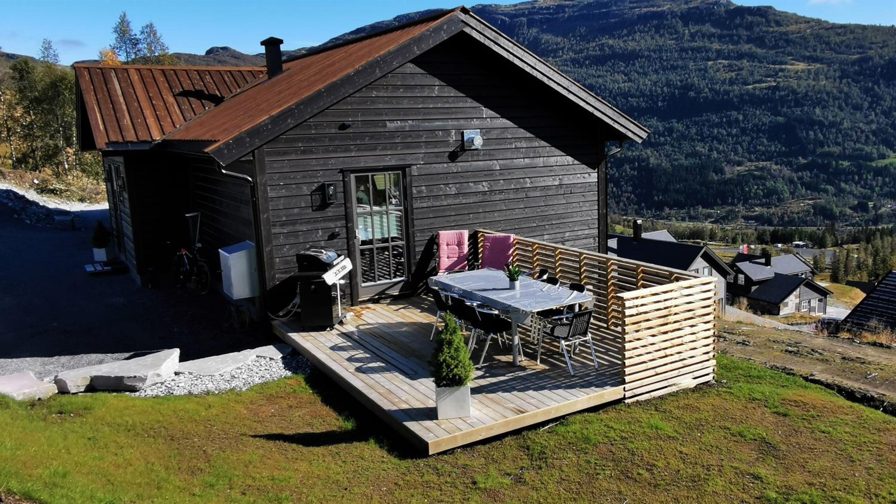 Timblalodgen - Mountain lodge near Sognefjord & Flåm view 2