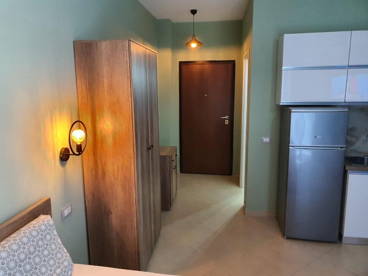 Deni Sea View Apartment