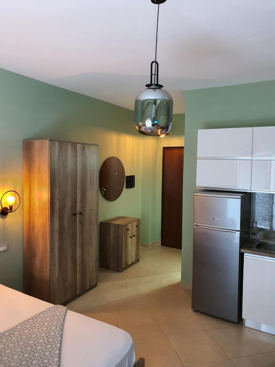 Deni Sea View Apartment