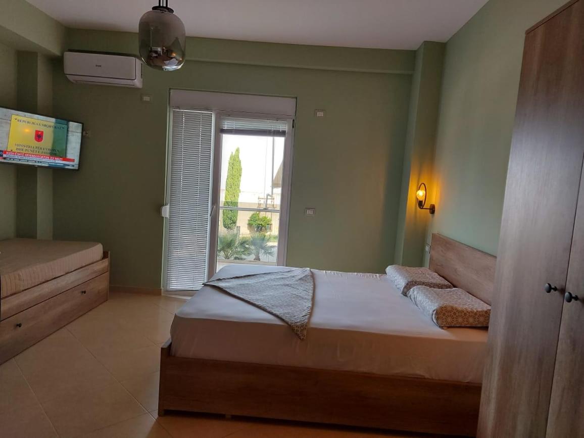 Deni Sea View Apartment