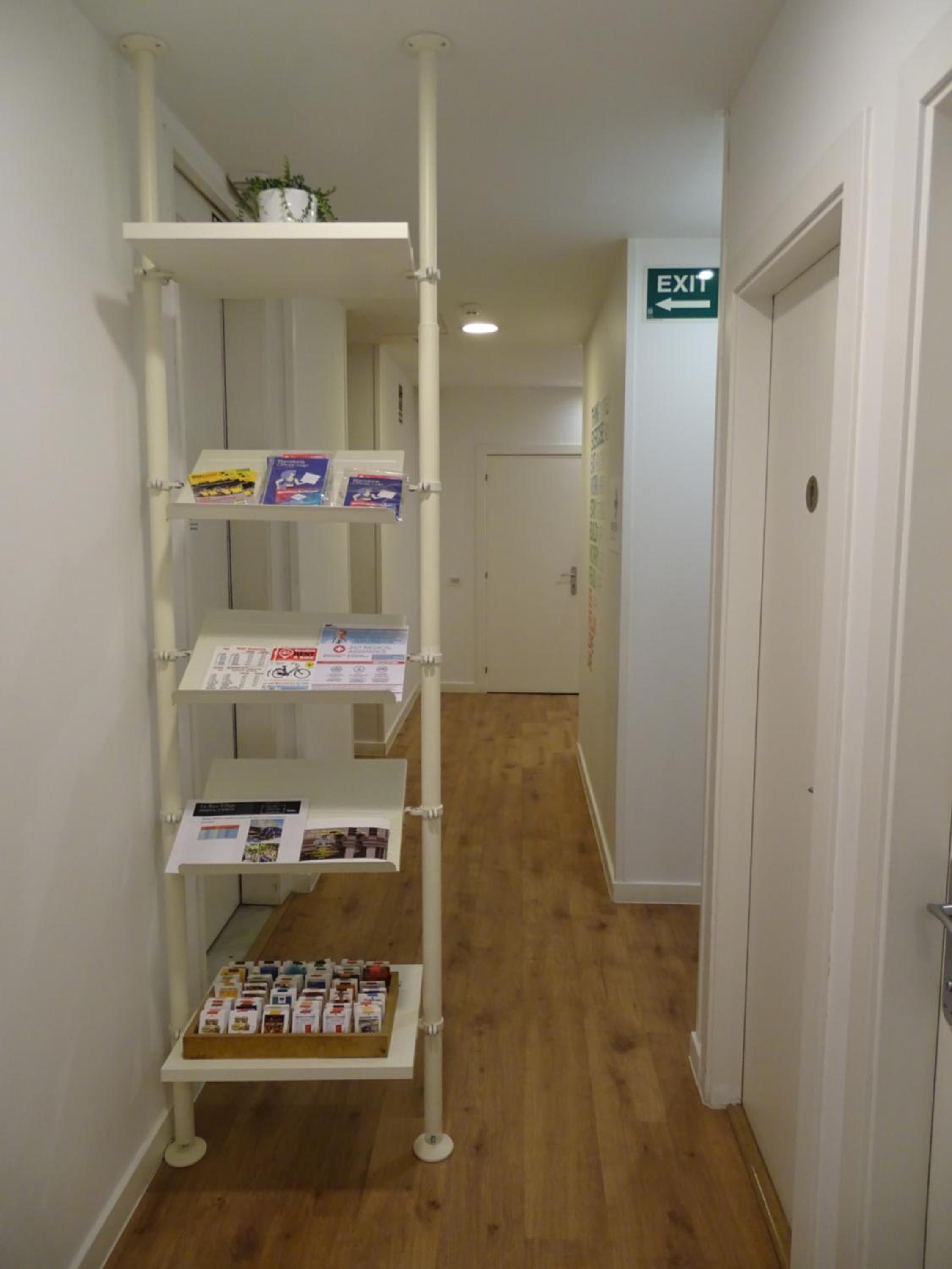 The Hotel 592 - Adults Only