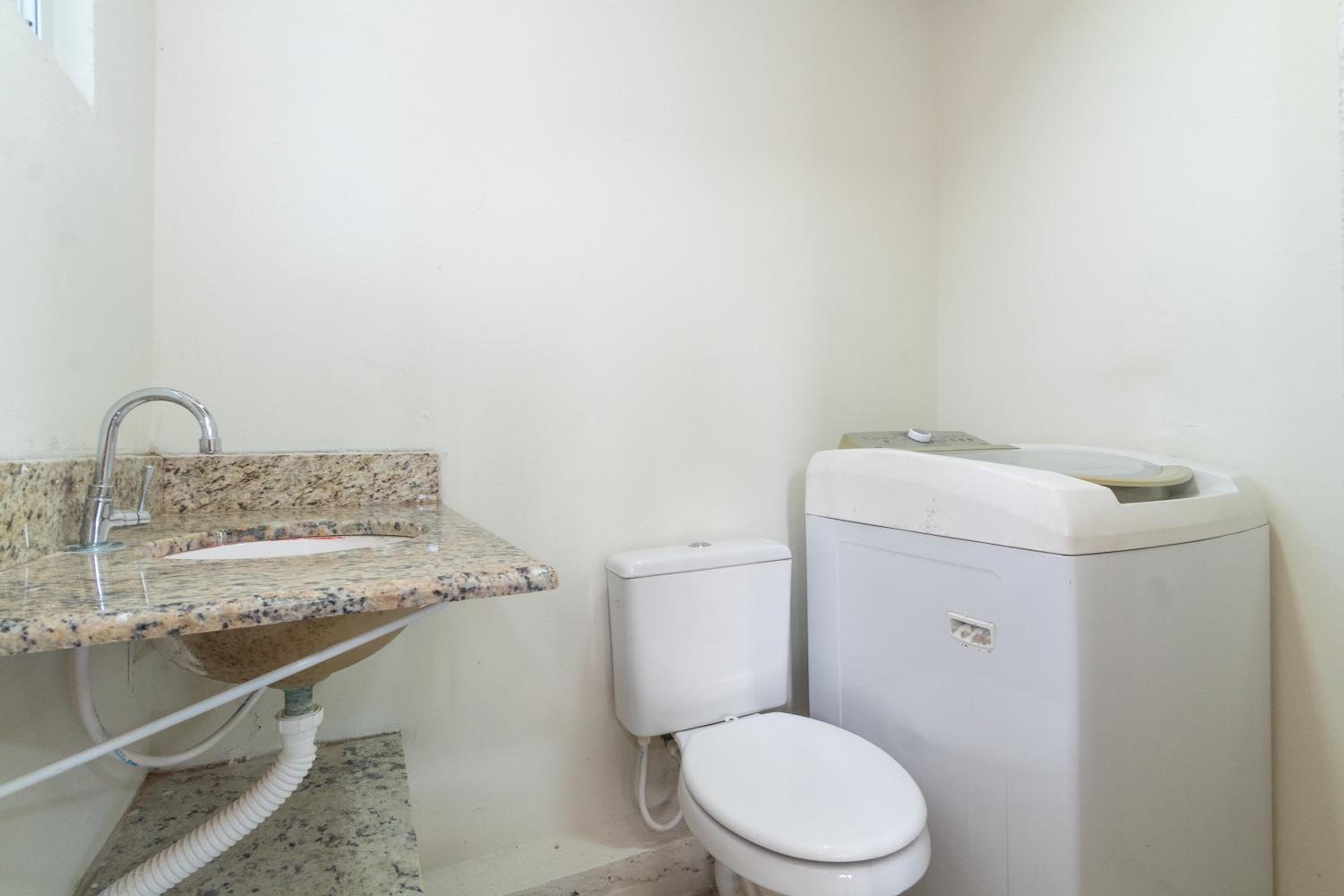 CASA FRANK COM PISCINA EM MARISCAL