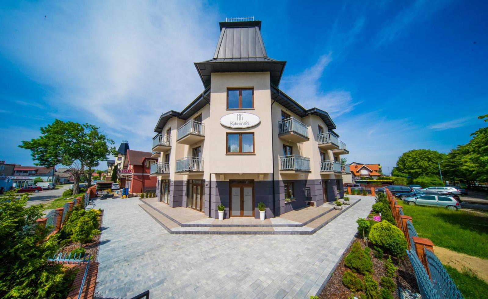 MK Kamiński view 4