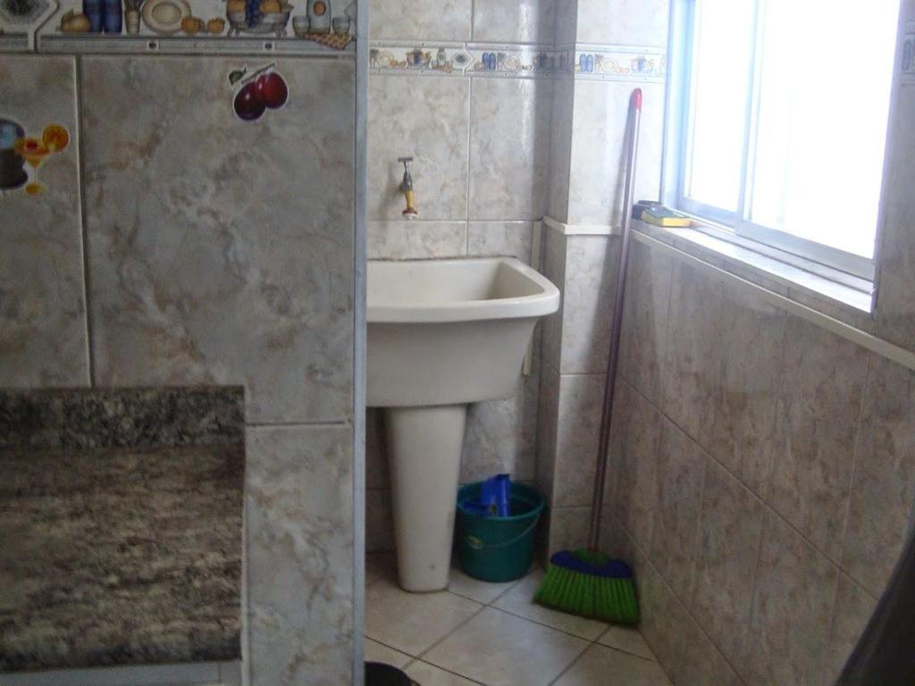 APARTAMENTO EM SÃO VICENTE - SP