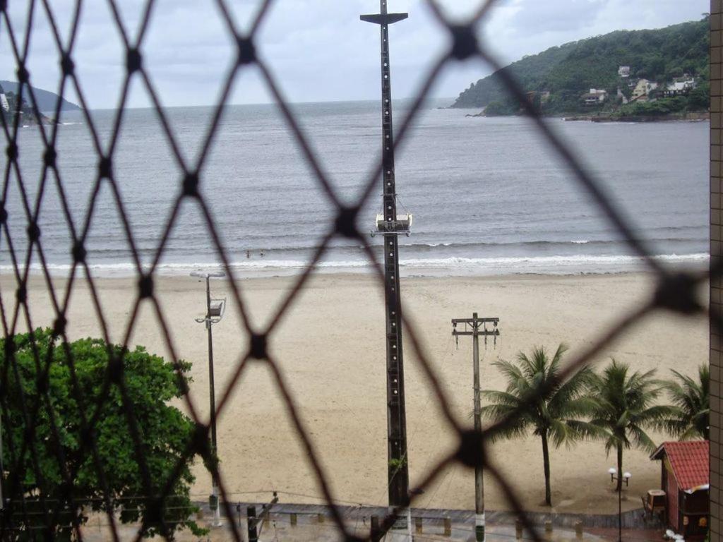 APARTAMENTO EM SÃO VICENTE - SP