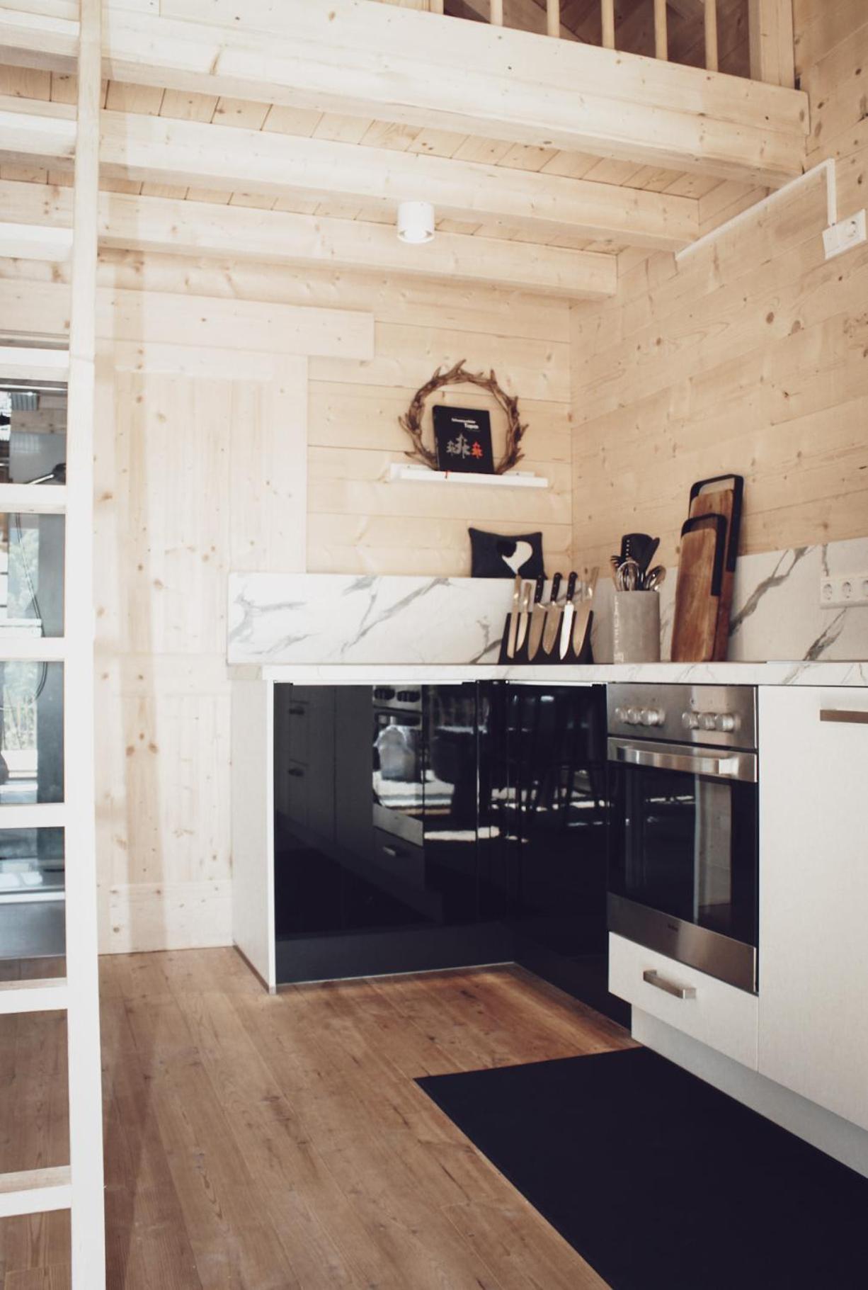 HUS - Chalet Lodges