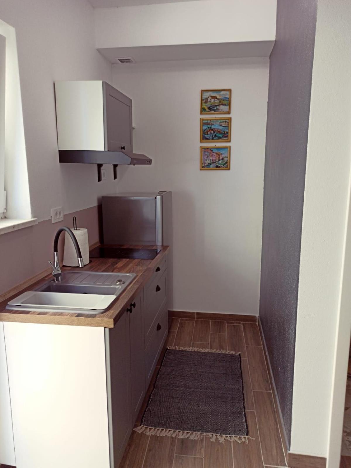 Apartments Tonći view 4