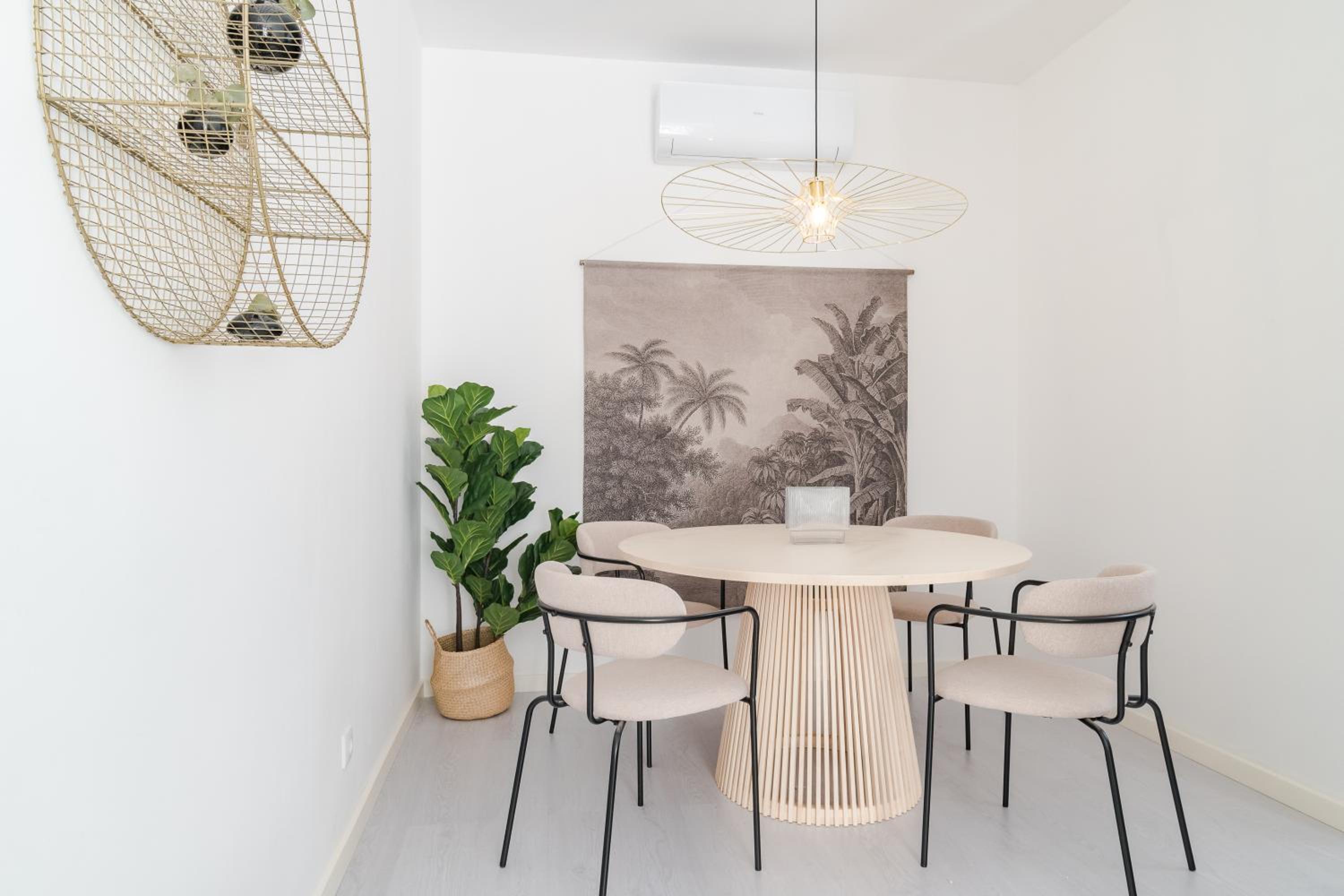 Casa Boma Lisboa - Modern and Stylish Apartment with Private Terrace - Lapa IV view 5