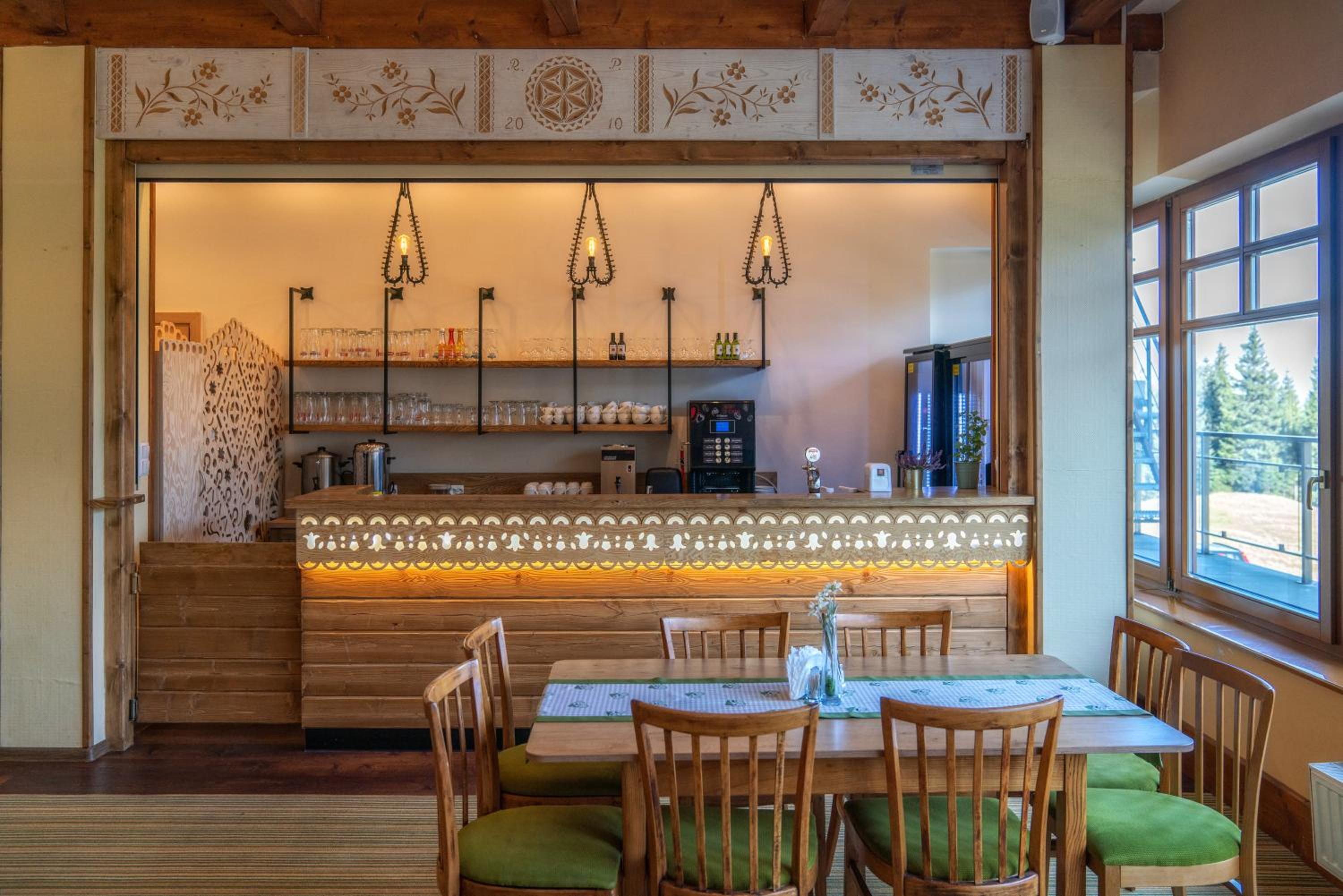 restaurant