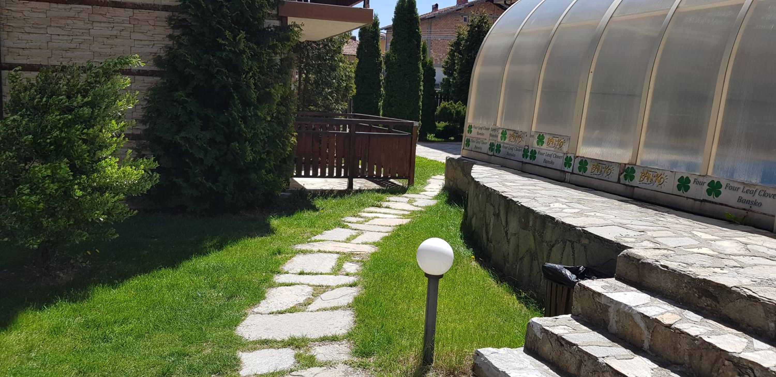 Photo 11