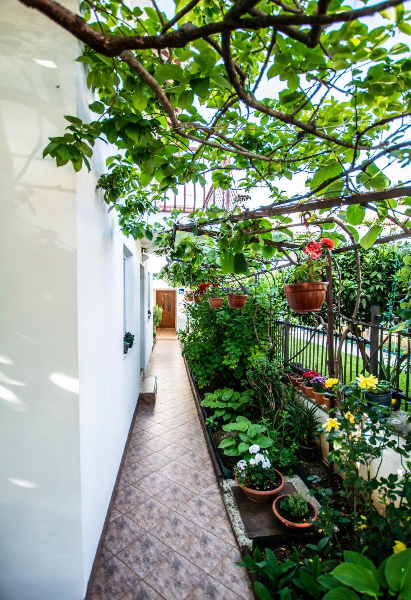 Hotel Apartments Lea Poreč - Image 1