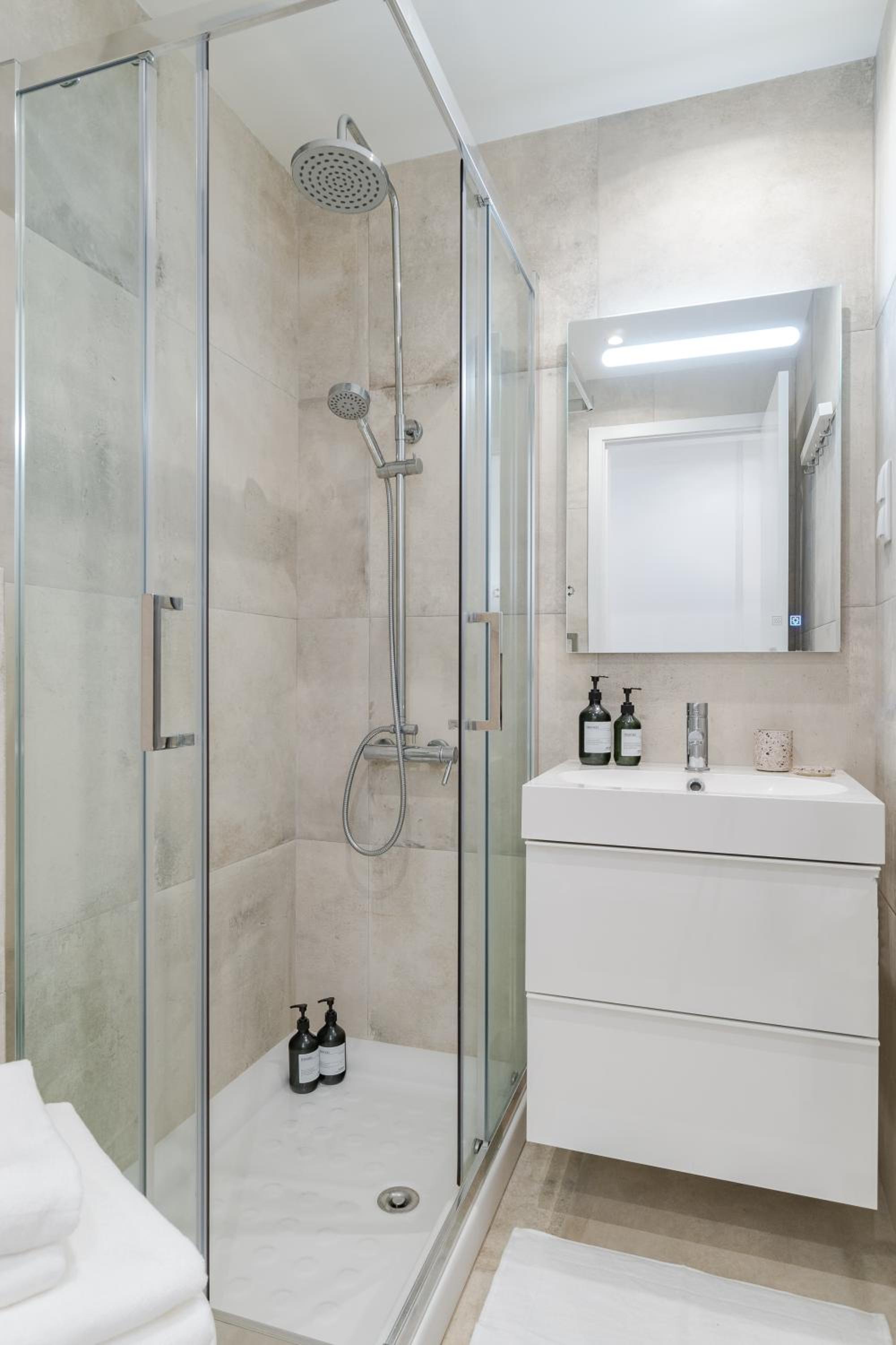 Casa Boma Lisboa - Design and Sunny Apartment - Lapa I view 5