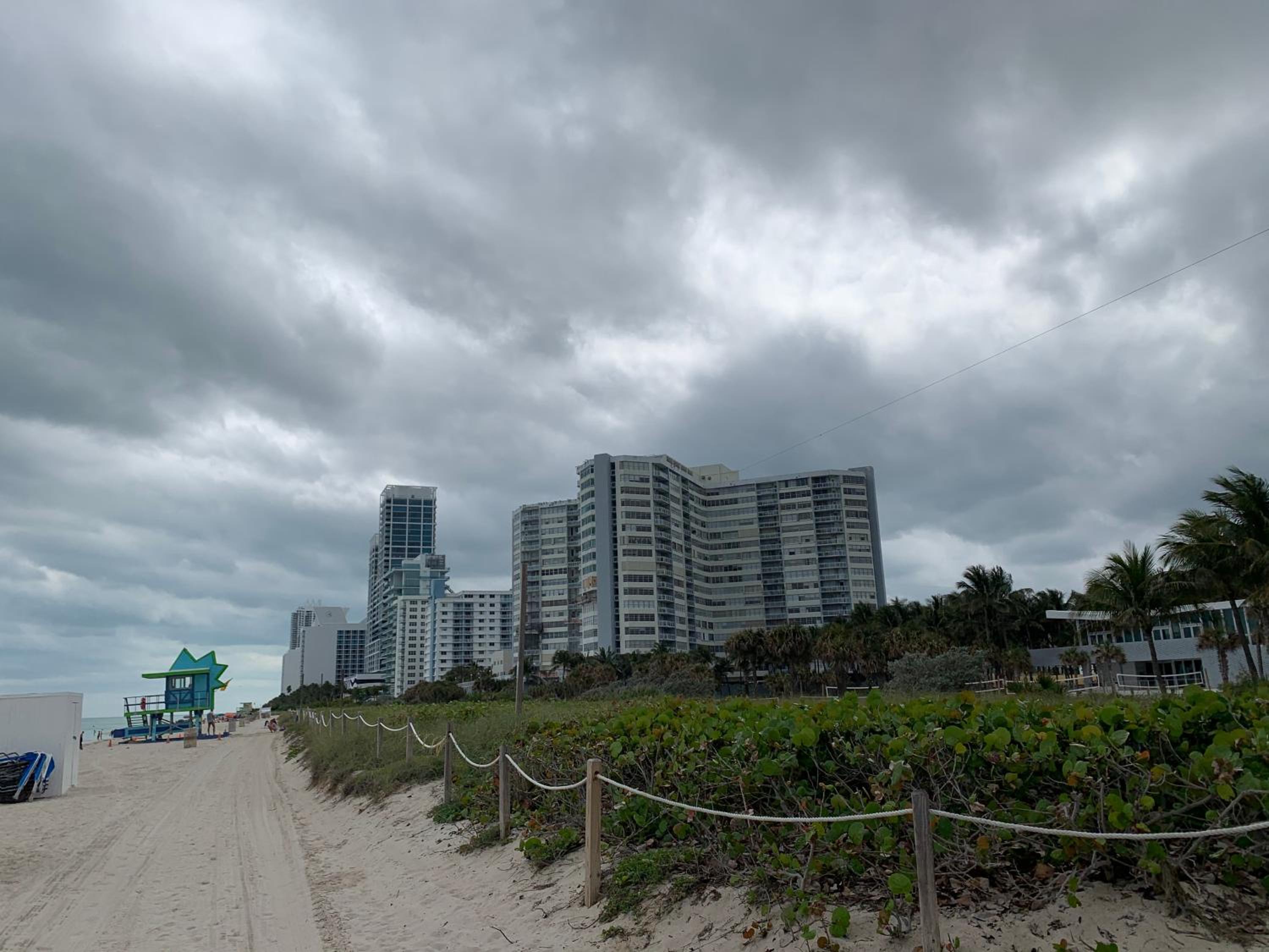 Dream Studio on the Beach view 4