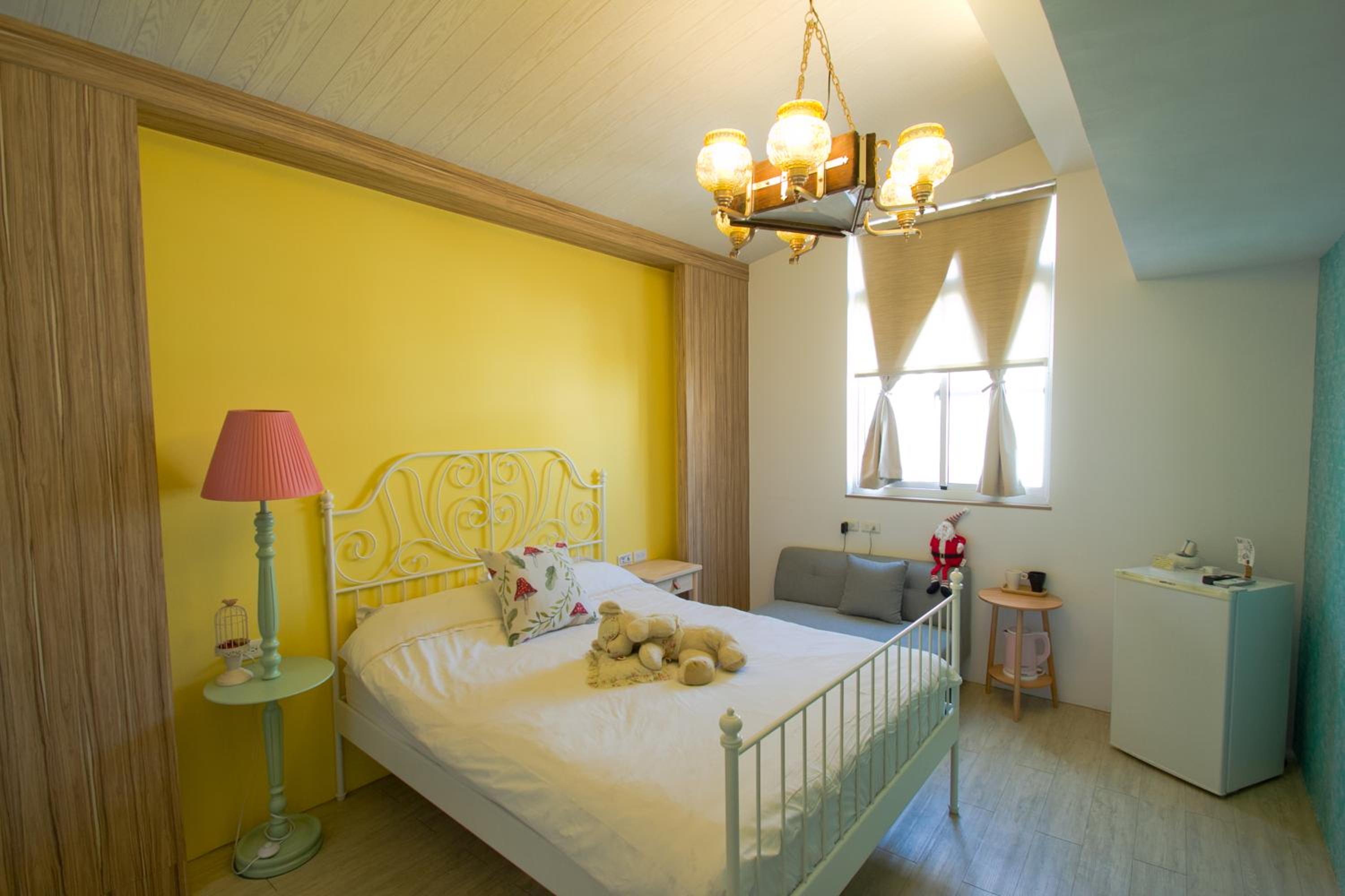 Leaf Hostel