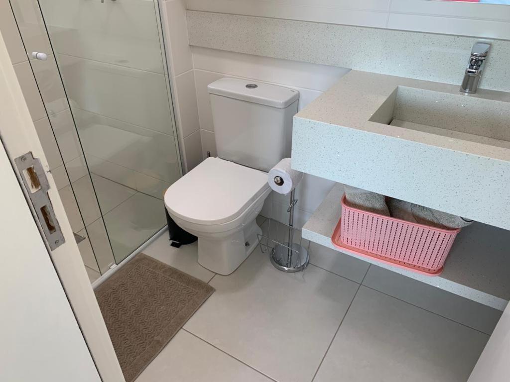 Apartamento 1 Minuto da Praia dos Ingleses, Vista Total do Mar
