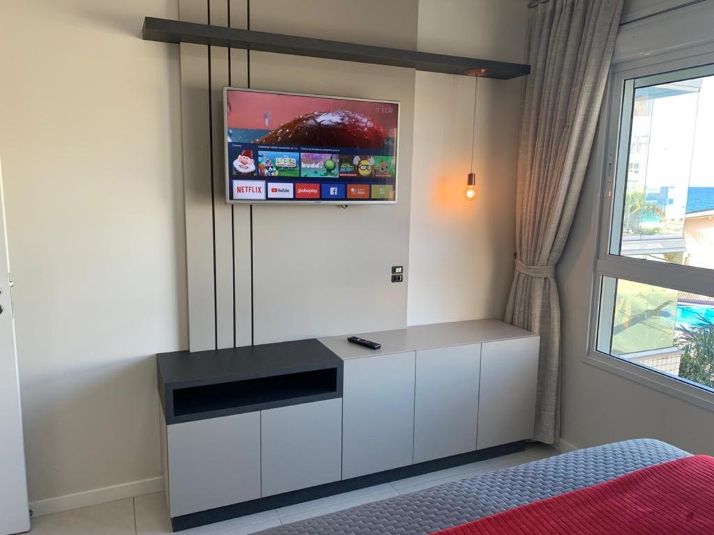 Apartamento 1 Minuto da Praia dos Ingleses, Vista Total do Mar