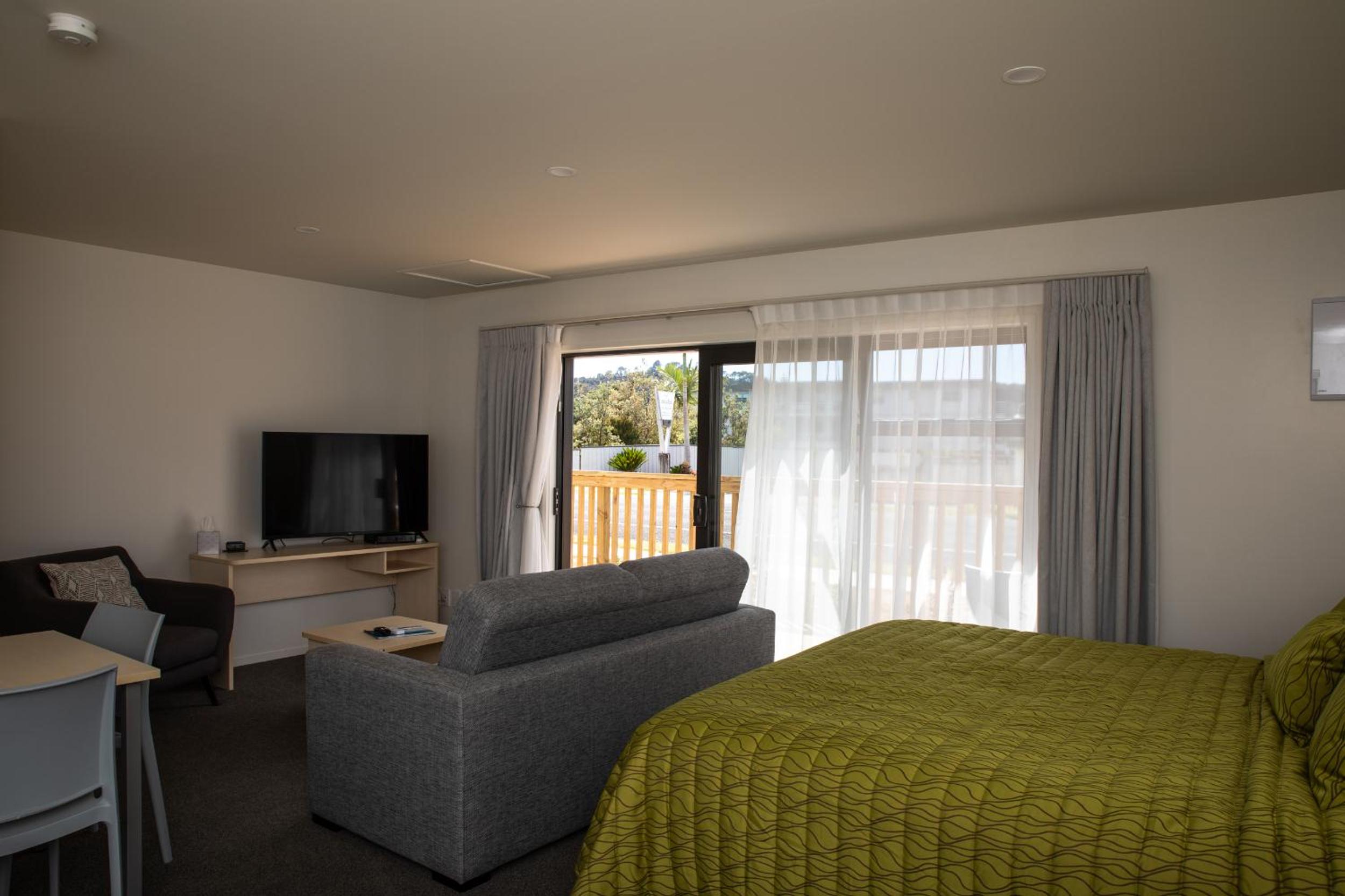 Peninsula Motel