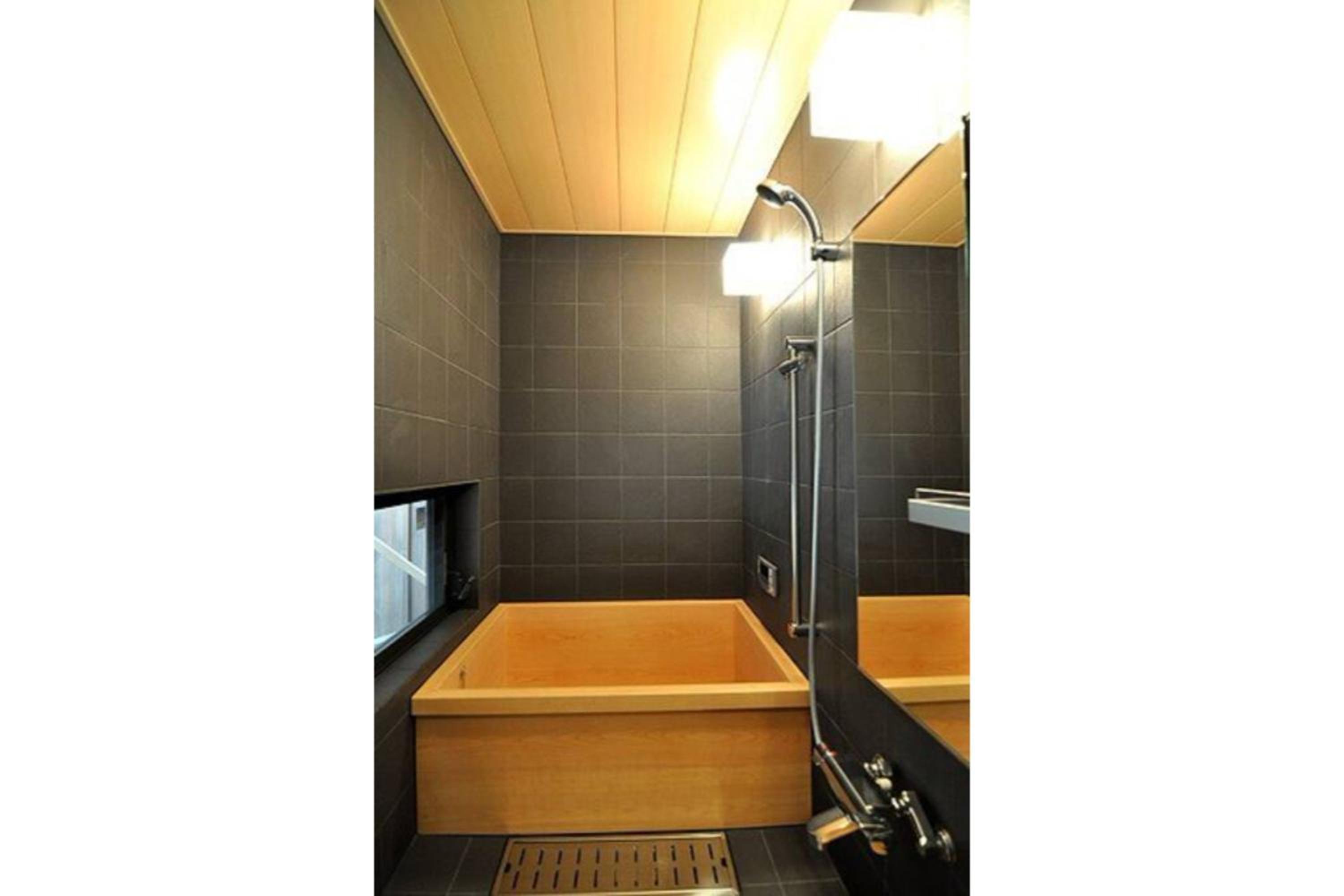 Akane an Machiya House - Image 5