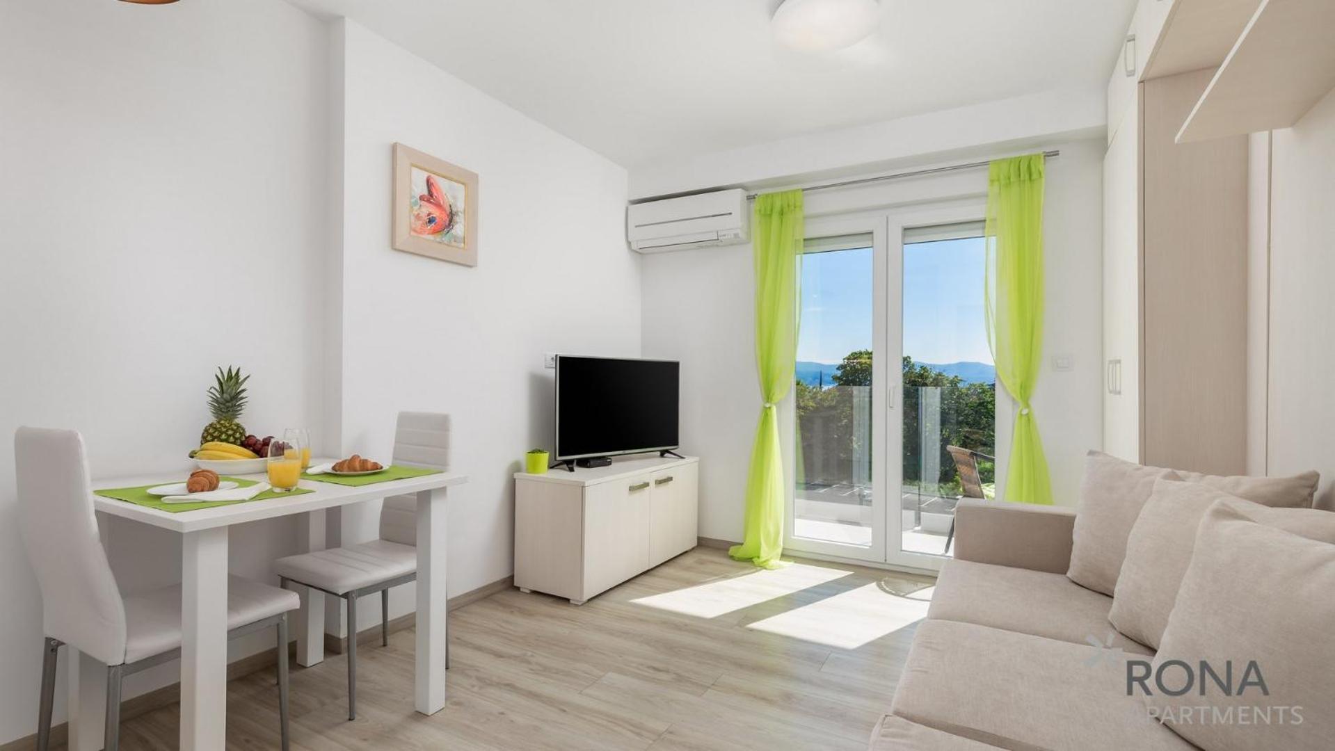 Rona Studio Apartment Tena view 4
