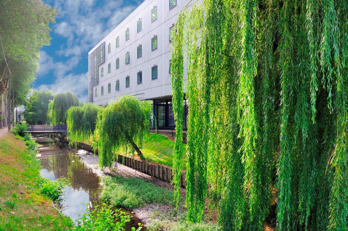 hotel building