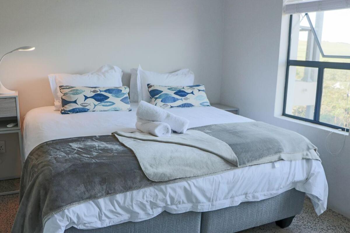 Apartments on The Eighteenth at Prince's Grant Golf Estate view 4