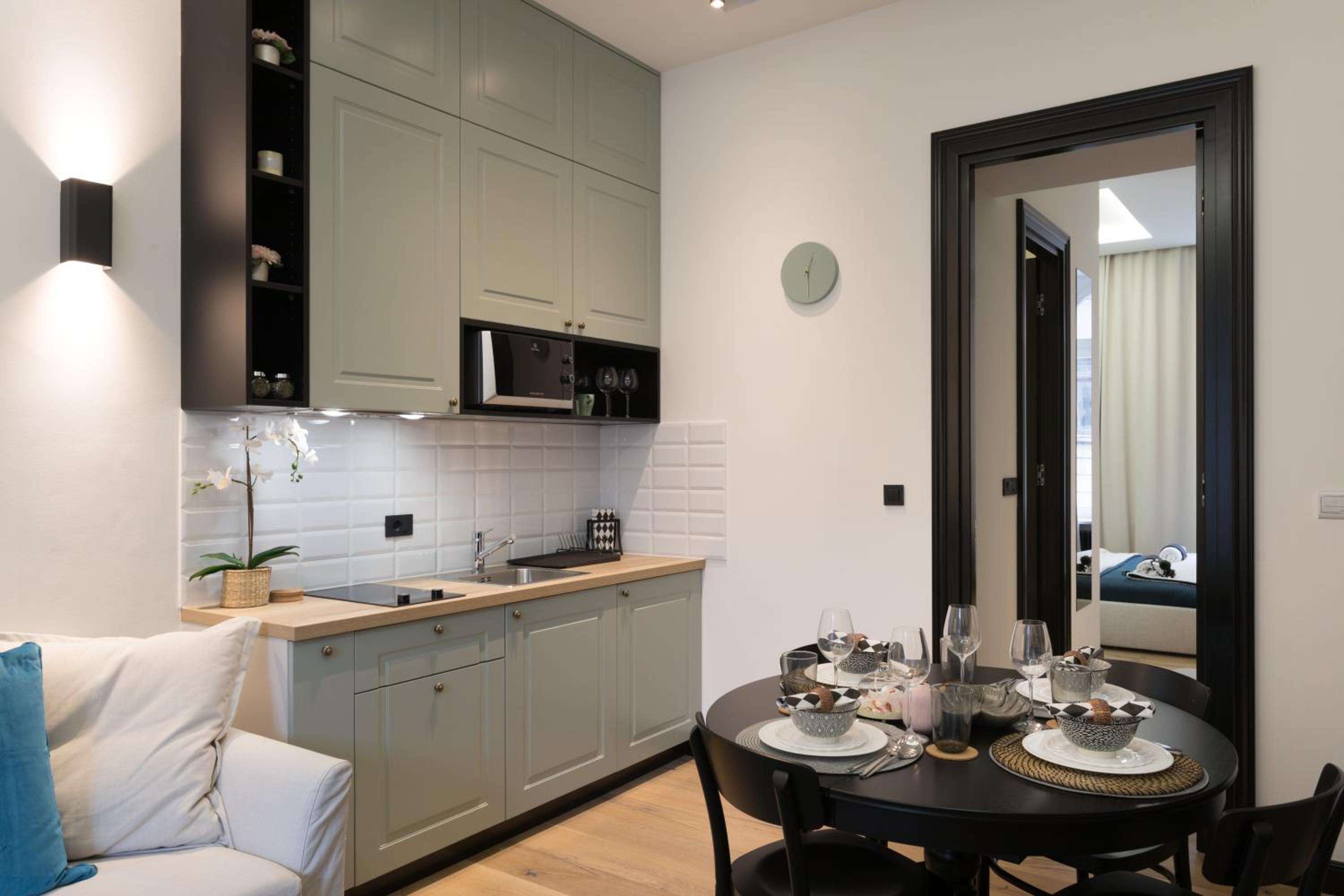 Design Triplex Apartment for Big Group-City Center view 5