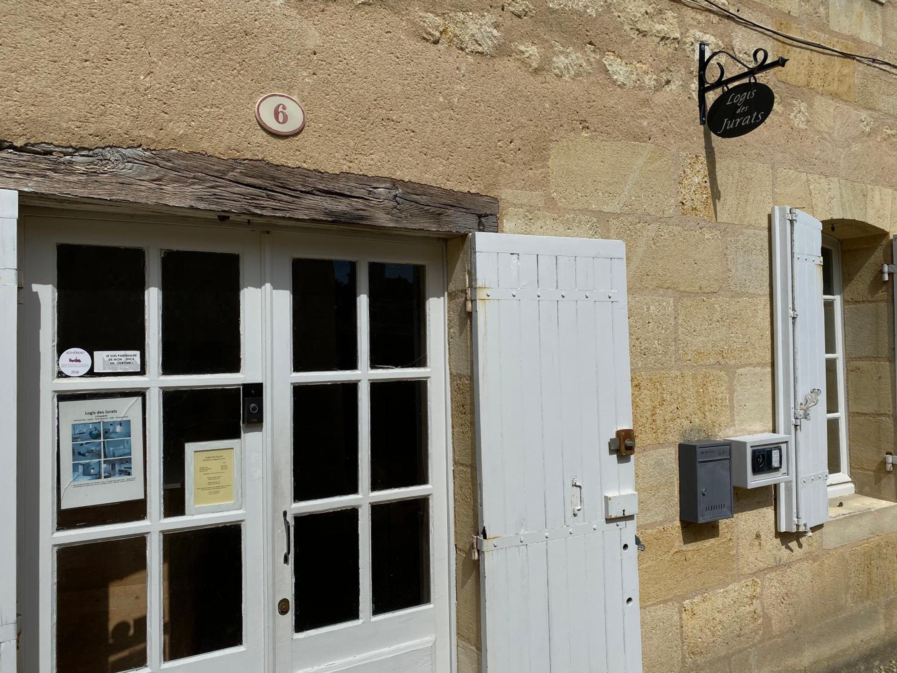 Logis des Jurats view 2