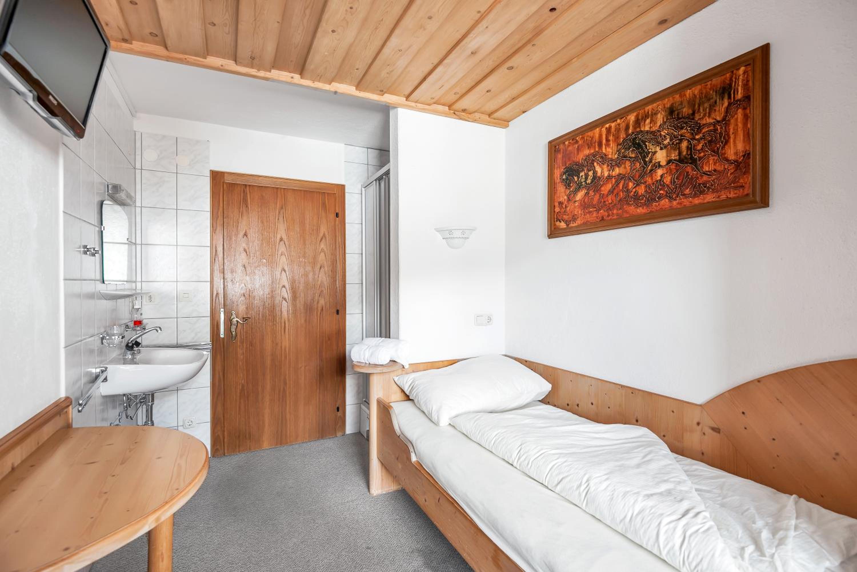 Heart Hotel Talhof Nigg