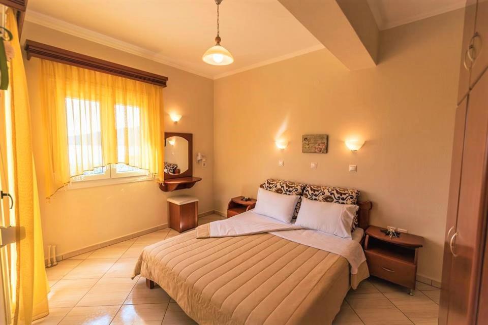 Anna Apartments