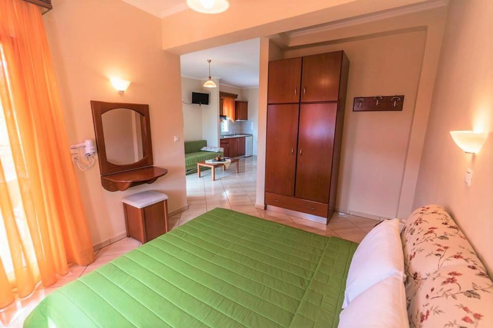 Anna Apartments