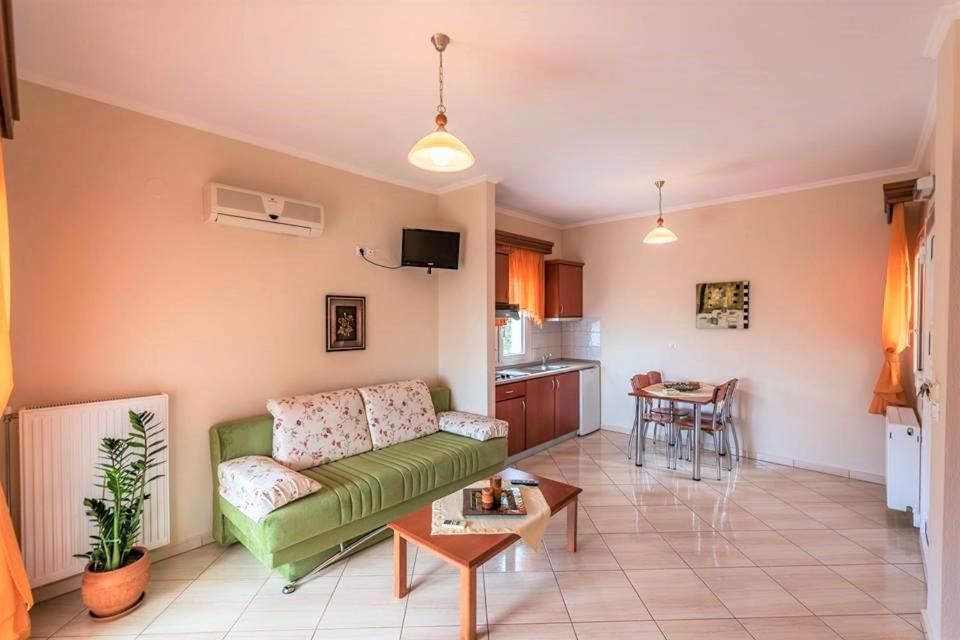 Anna Apartments