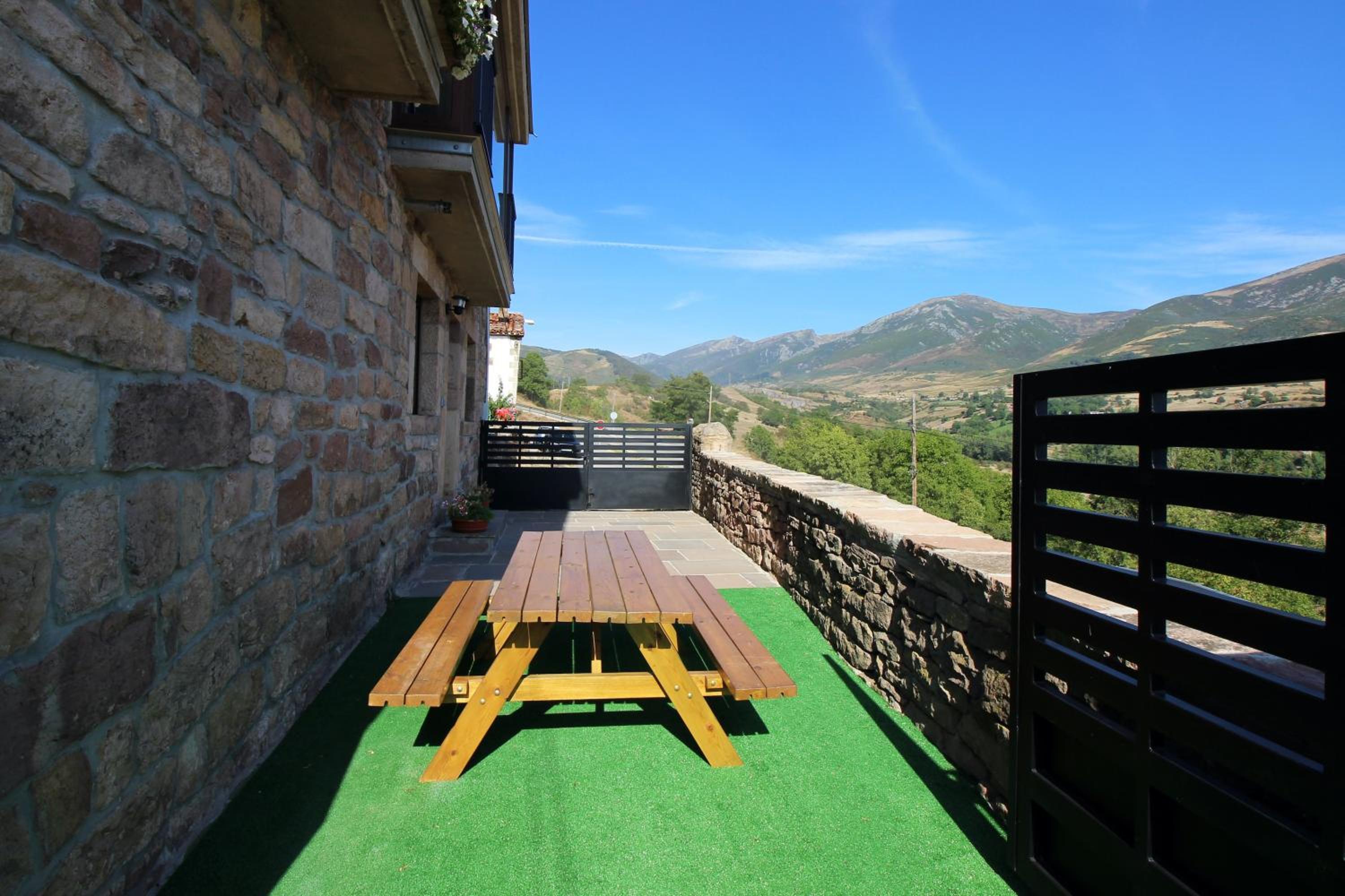 El Balcon De La Lomba
